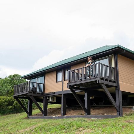 Rivland Resort Païta 外观 照片