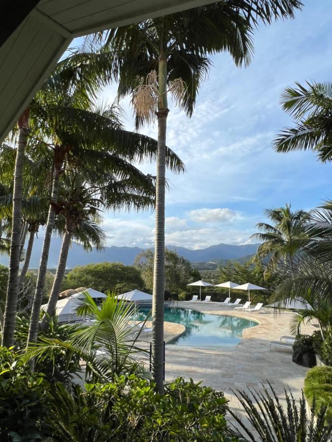 Rivland Resort Païta 外观 照片